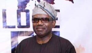 Disun Holloway, National Theatre and the mountain to be surmounted 7 Disun Holloway 1